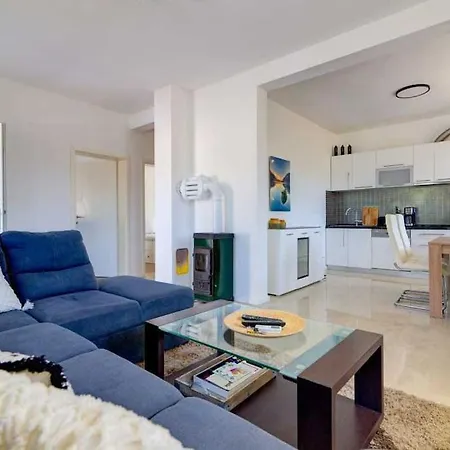 Pura Vida Crikvenica Riviera By Aneo Travel * Grižane