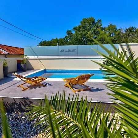 Pura Vida Crikvenica Riviera By Aneo Travel * Grižane