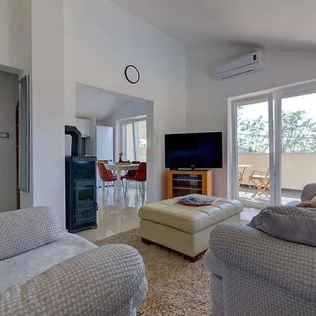 Pura Vida Crikvenica Riviera By Aneo Travel * Grižane