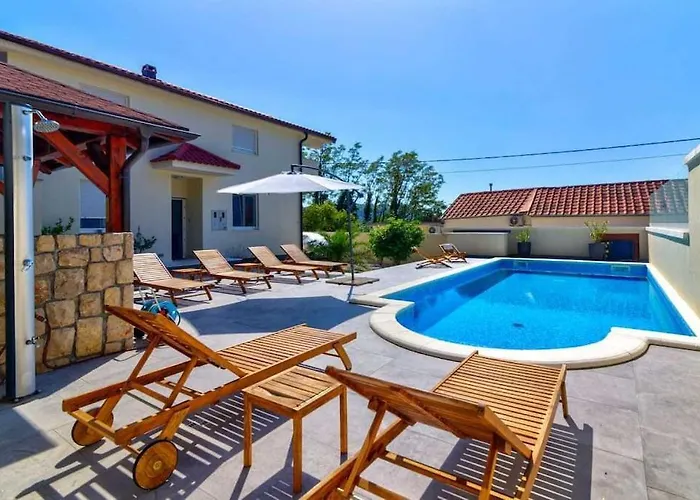 Pura Vida Crikvenica Riviera By Aneo Travel * Grižane